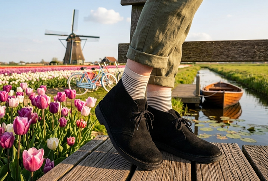 Clarks Desert Boot - Black Suede