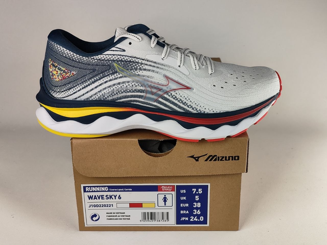 Mizuno Wave Sky 6 Women Running Shoes White Multi