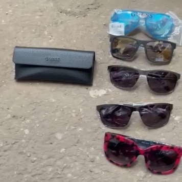 پکیج عینک آفتابی گس - Guess