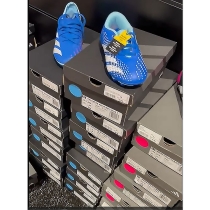 کفش فوتبال چمنی بچه گانه آدیداس نایک