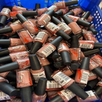 پکیج لاک ناخن از برندهای معروف