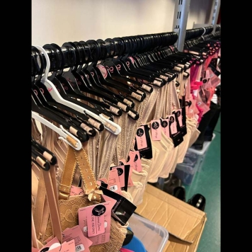 لباس زیر زنانه hunkemoller