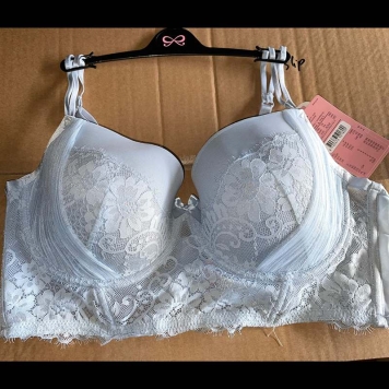 لباس زیر زنانه hunkemoller