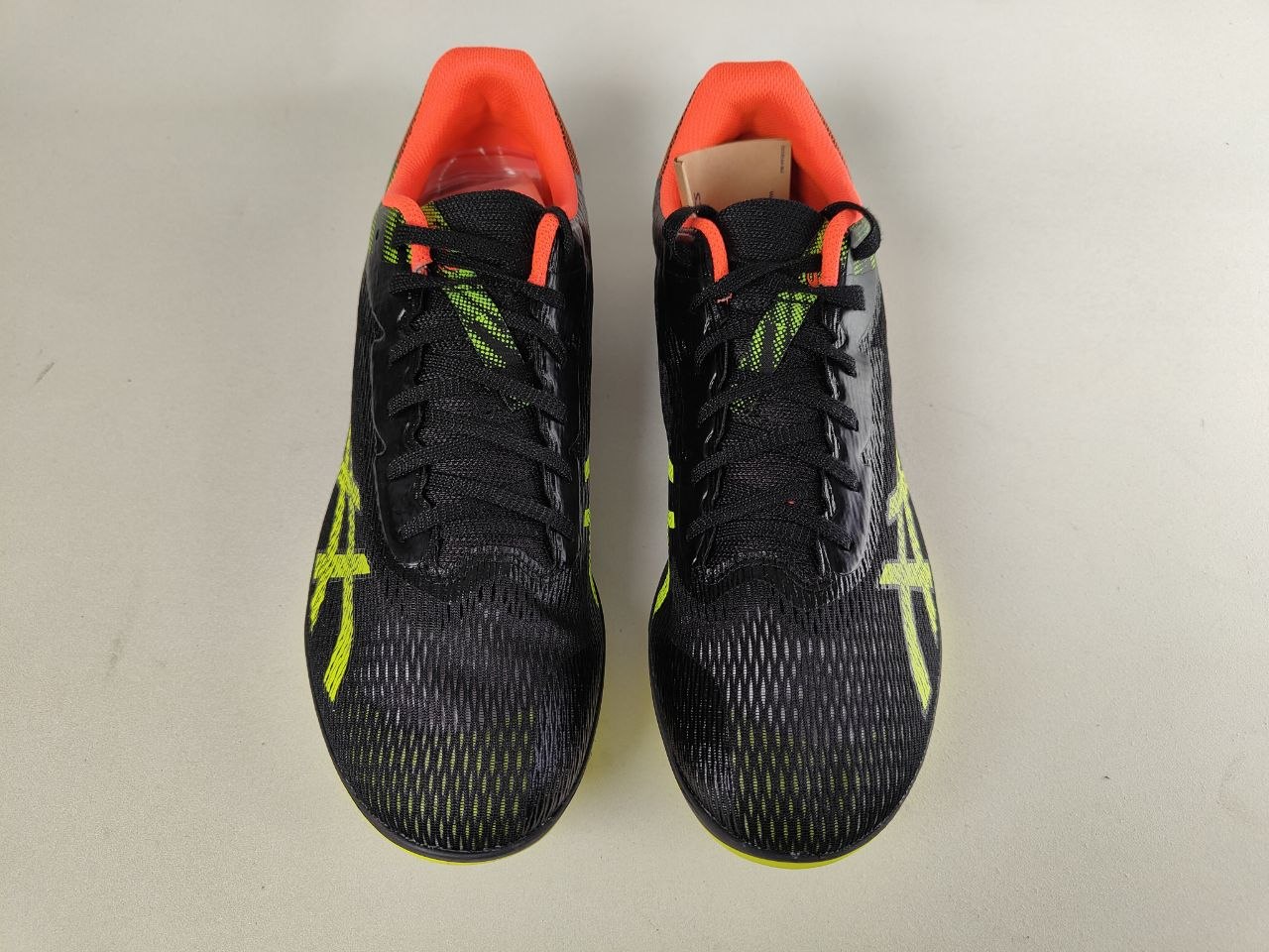 ASICS Resurgence XC – Black/Safety Yellow