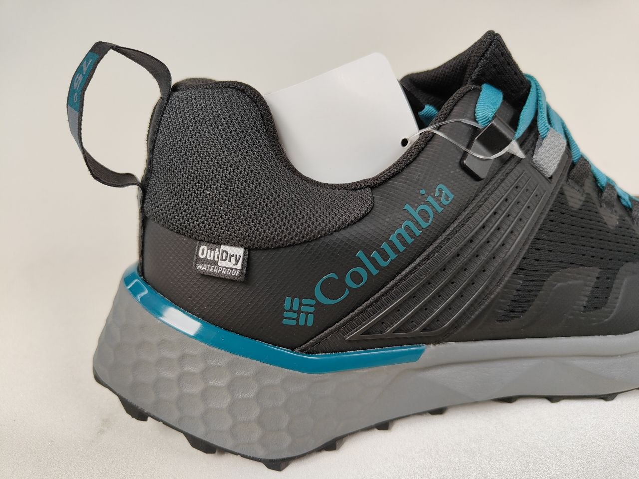 COLUMBIA FACET 75 OUTDRY