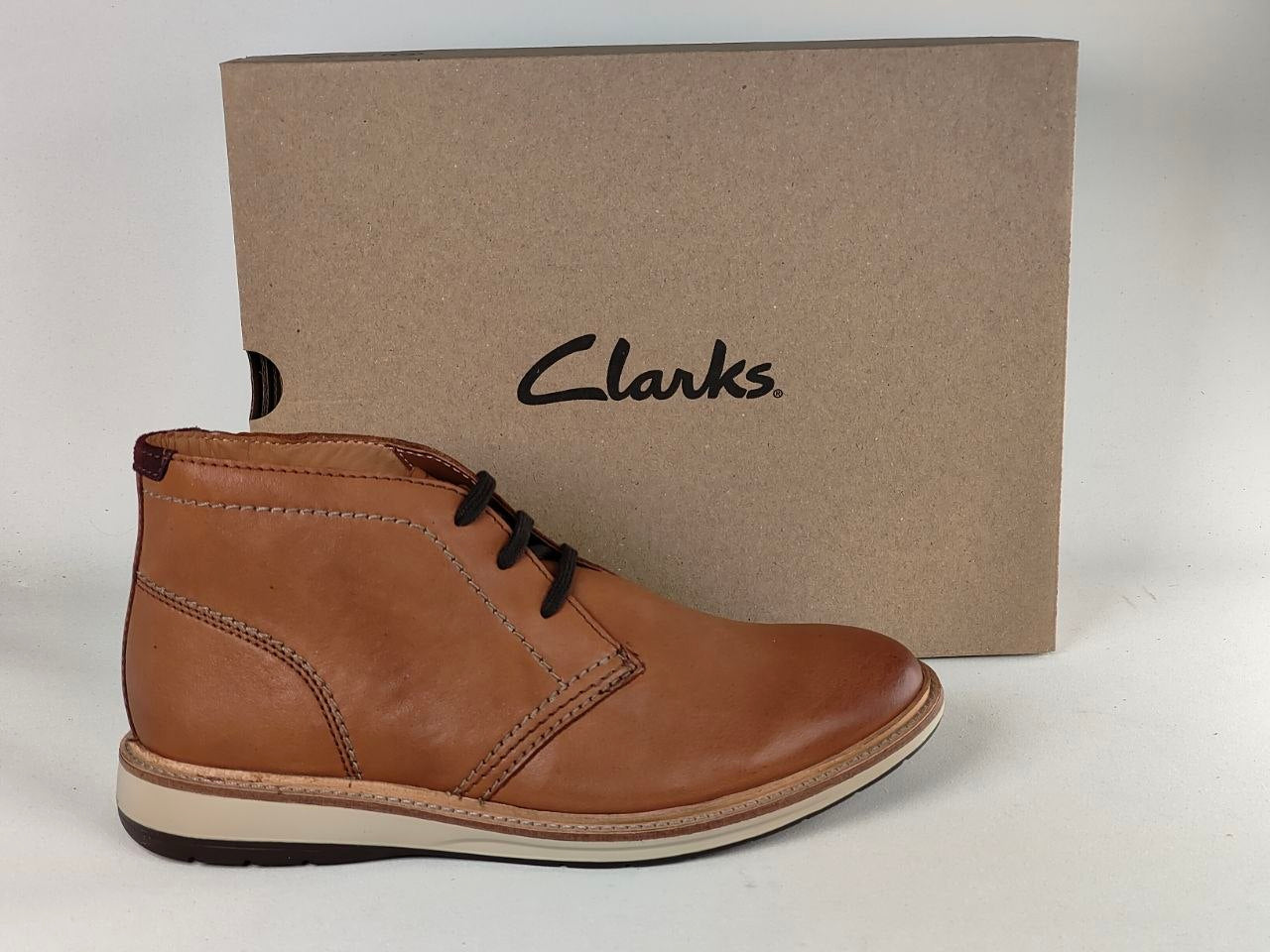 Clarks Chantry Mid Tan Leather Men's Boots