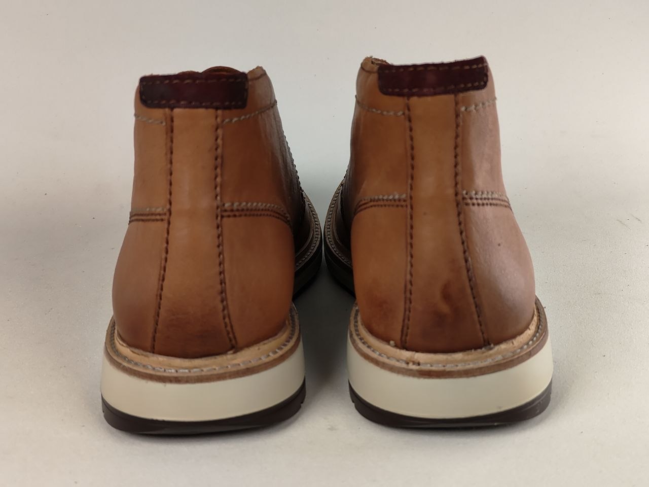 Clarks Chantry Mid Tan Leather Men's Boots
