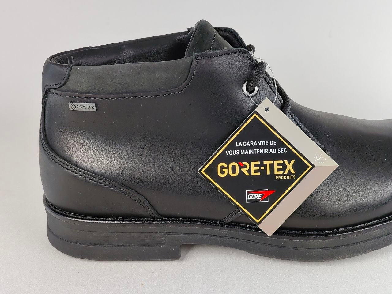 Clarks Banning Hi GTX Black Leather Waterproof Boots