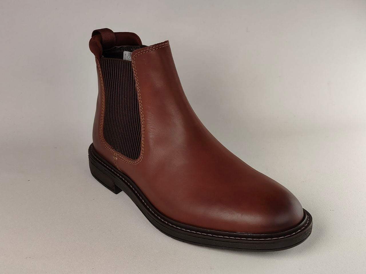 Clarks Clarkdale Hall British Tan Leather Chelsea Boots