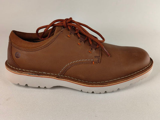 Clarks Eastford Low Dark Tan Leather Shoes