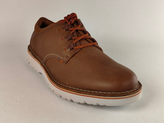 Clarks Eastford Low Dark Tan Leather Shoes