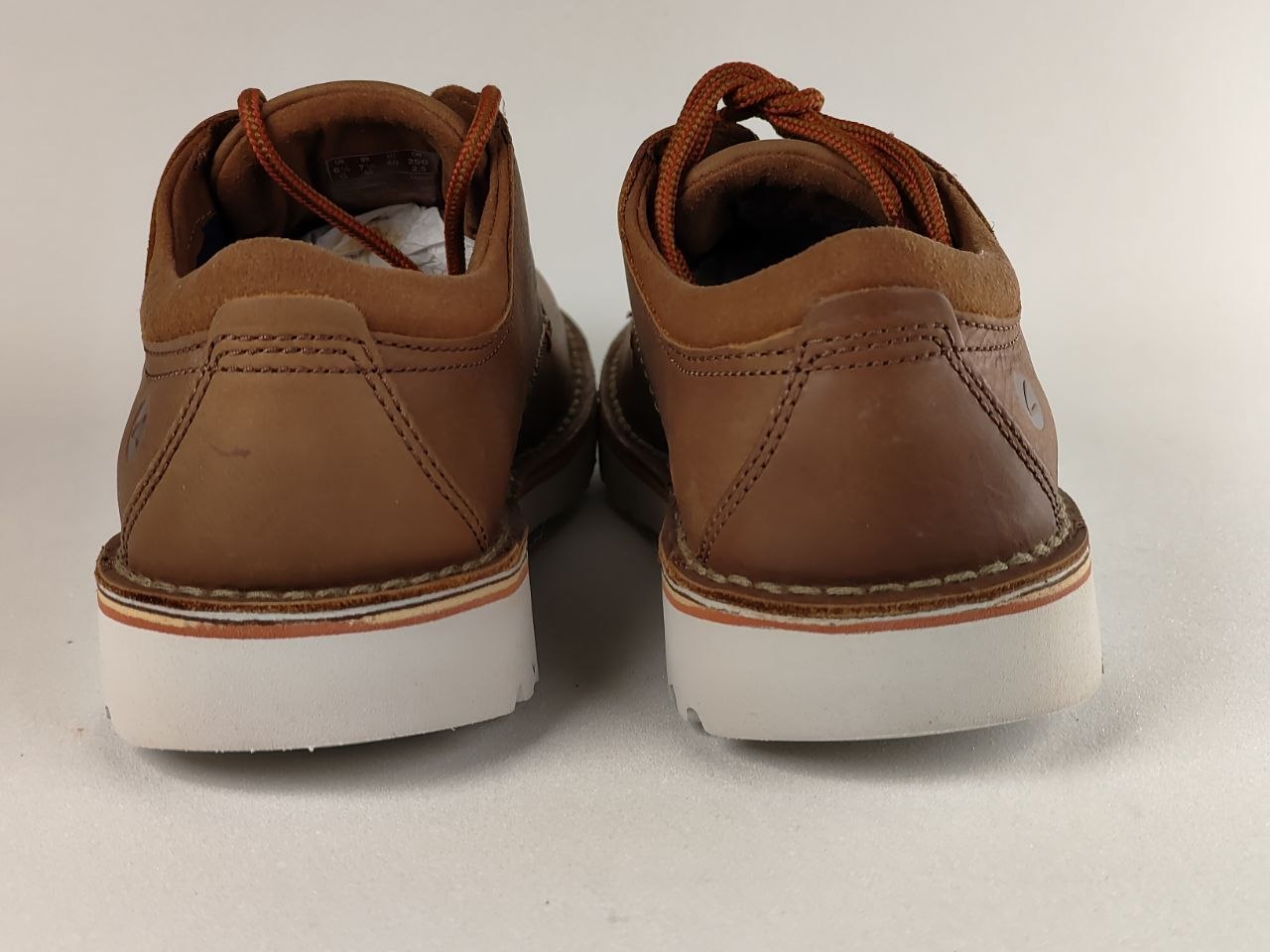 Clarks Eastford Low Dark Tan Leather Shoes