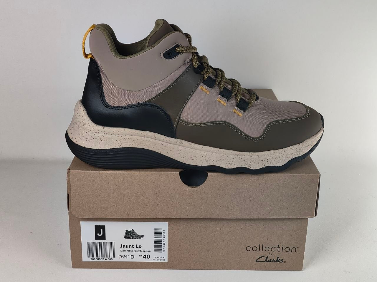 Clarks Jaunt Lo Dark Olive Combination Walking Shoes