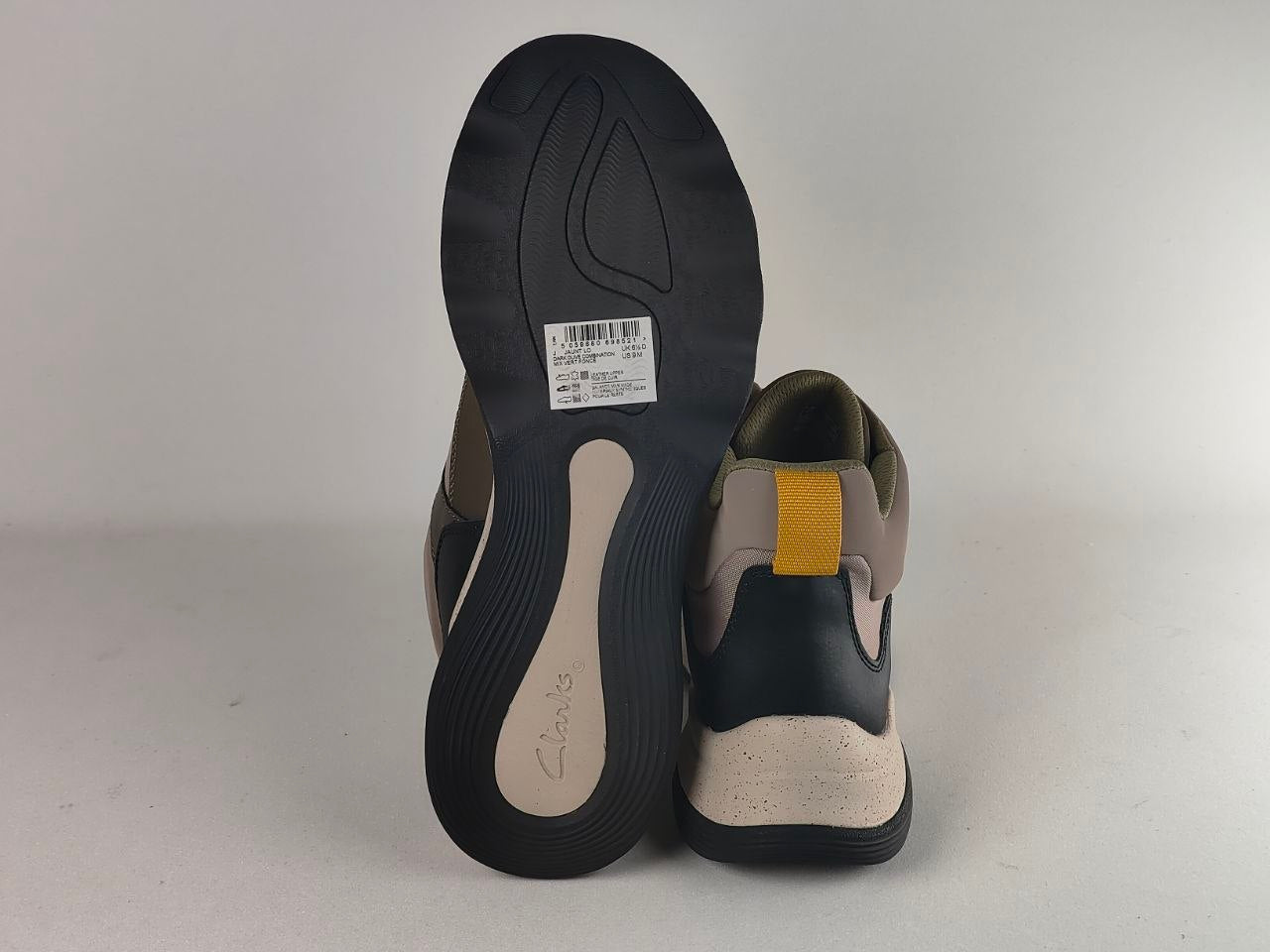 Clarks Jaunt Lo Dark Olive Combination Walking Shoes