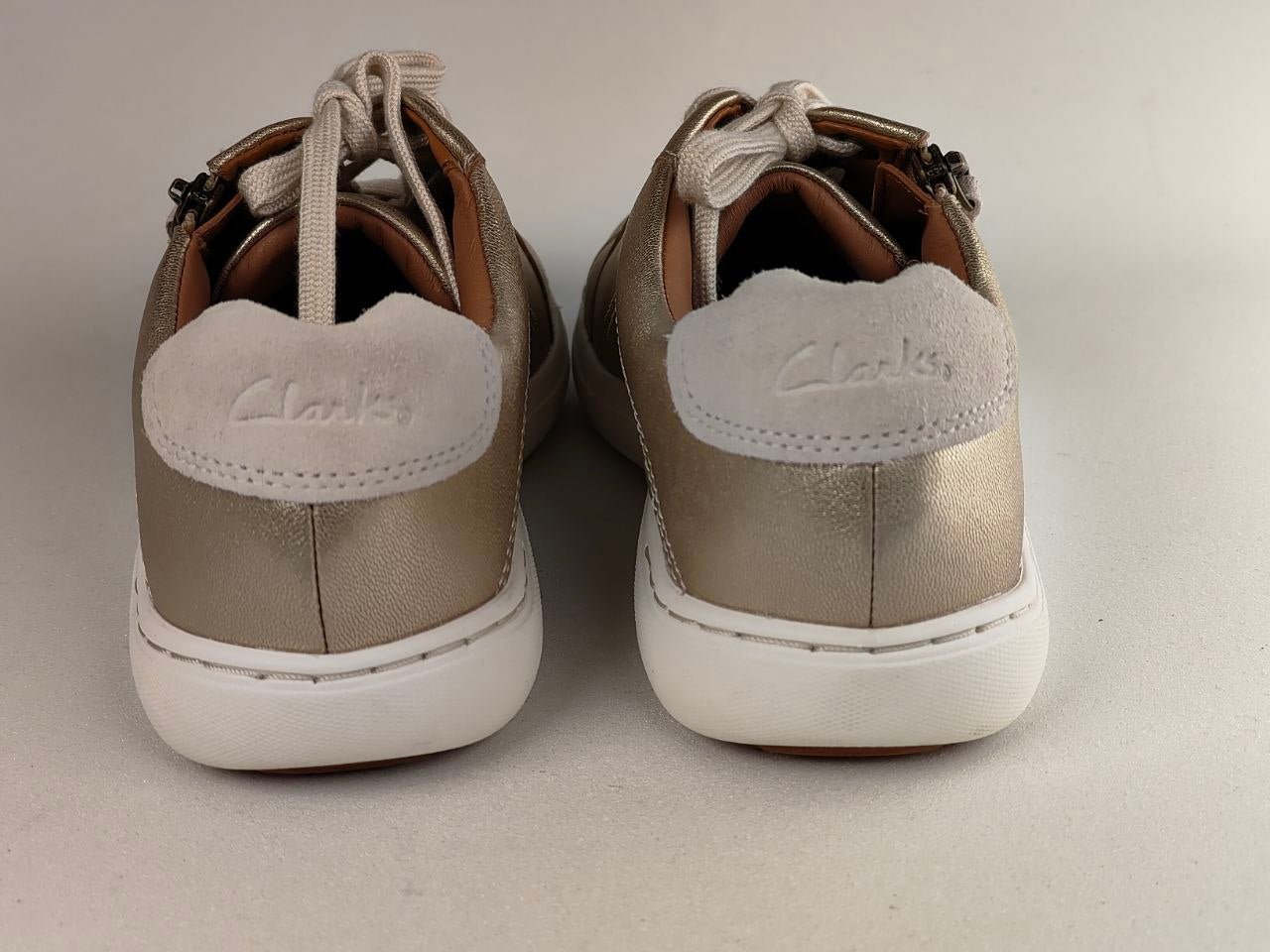 Clarks Nalle Lace Champagne Leather Sneakers