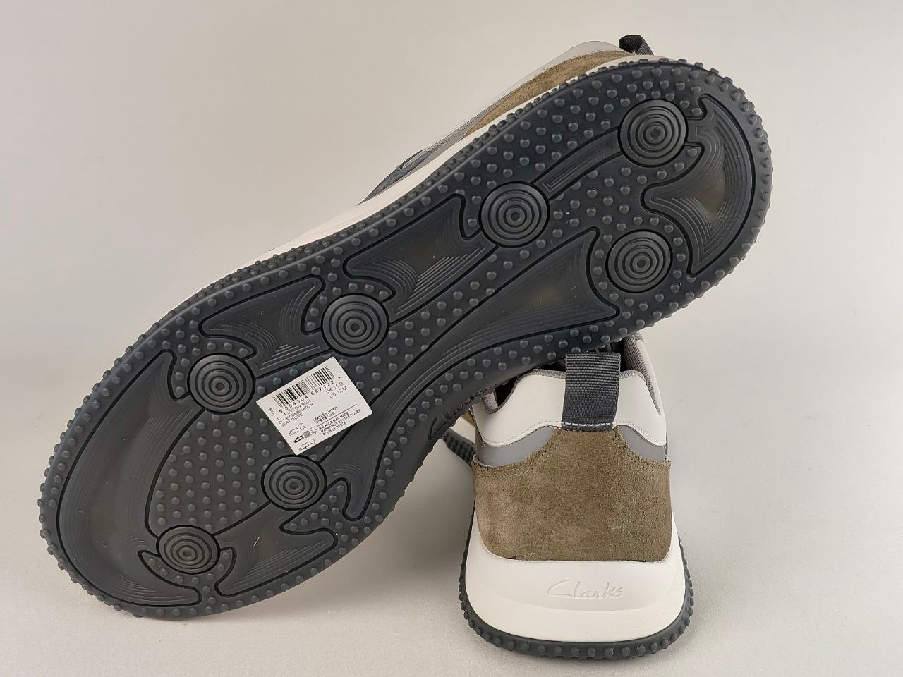 Clarks Puxton Run Olive Combination Casual Comfort Sneakers