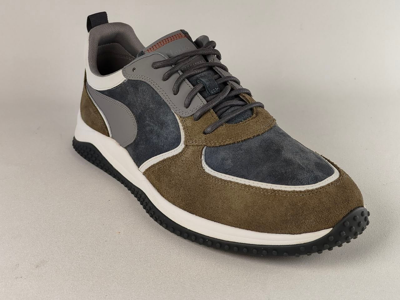 Clarks Puxton Run Olive Combination Casual Comfort Sneakers