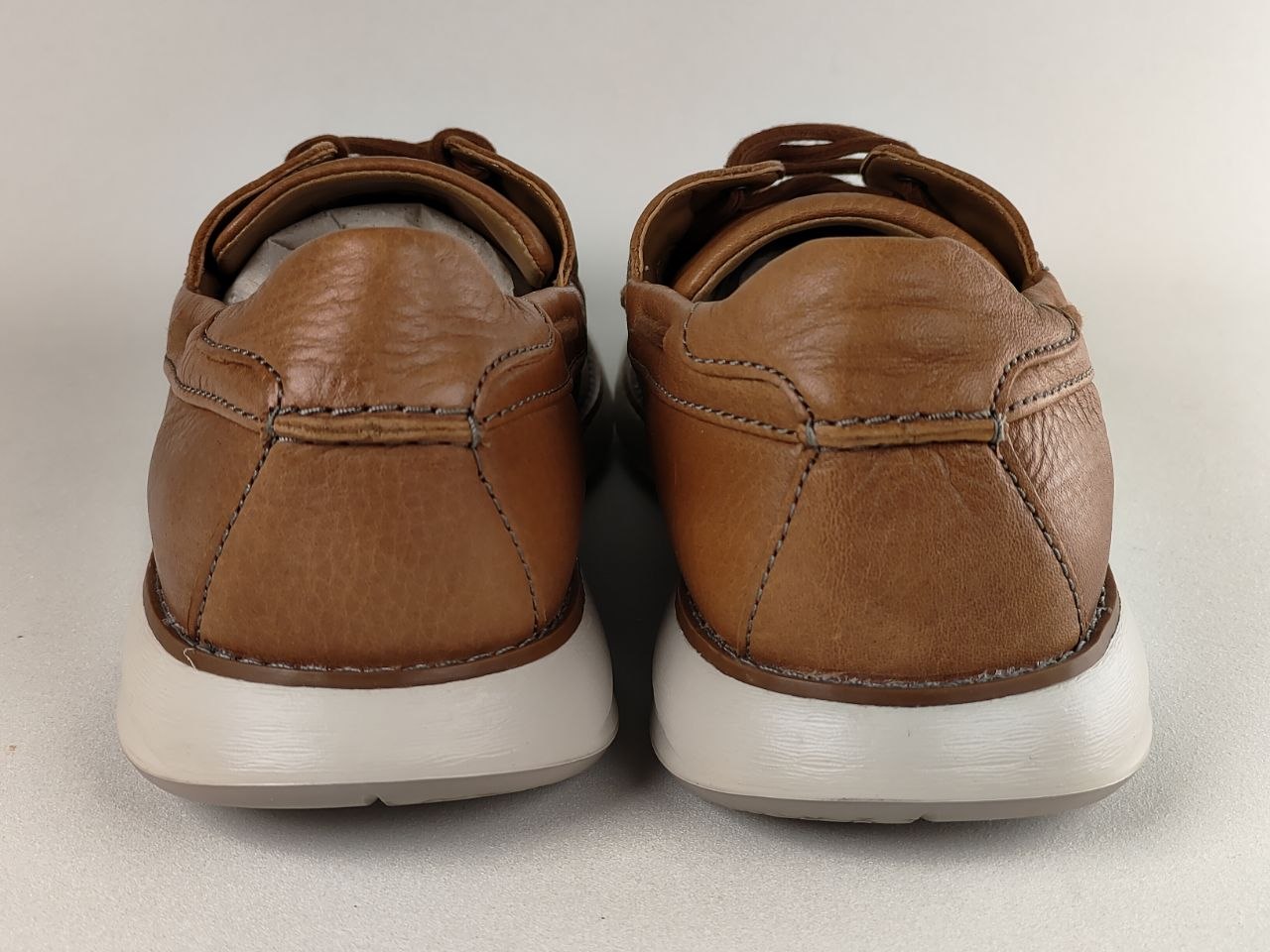 Clarks Un Pilot Lace Tan Leather Boat Shoes