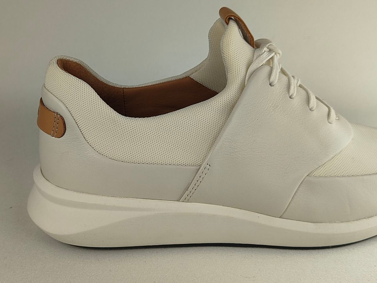 Clarks Un Rio Lace White Leather Sneakers