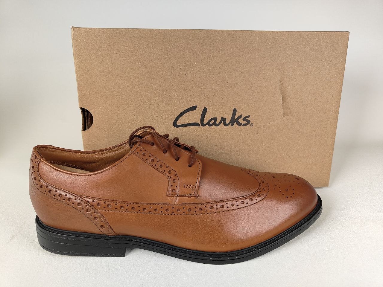 Clarks Beckfield Limit – Tan Leather