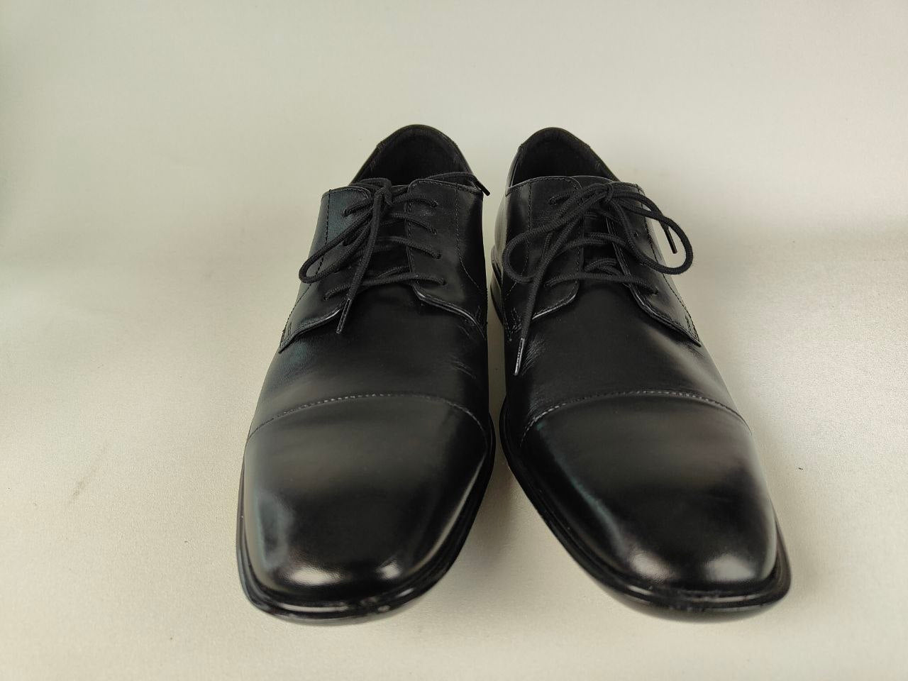Clarks Bensley Cap Toe Oxford – Black Leather