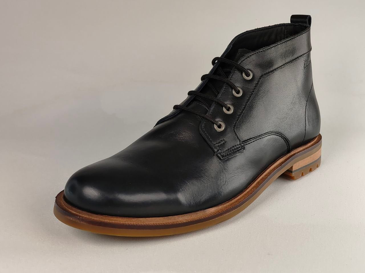 Clarks Foxwell Mid – Black Leather-