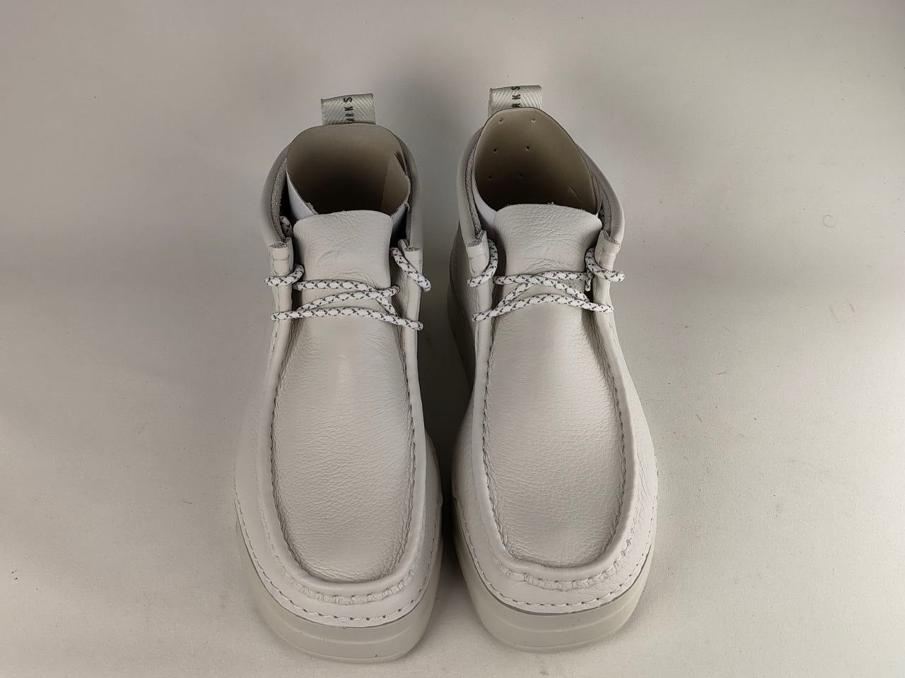 Clarks Origin Wallabee – White Leather