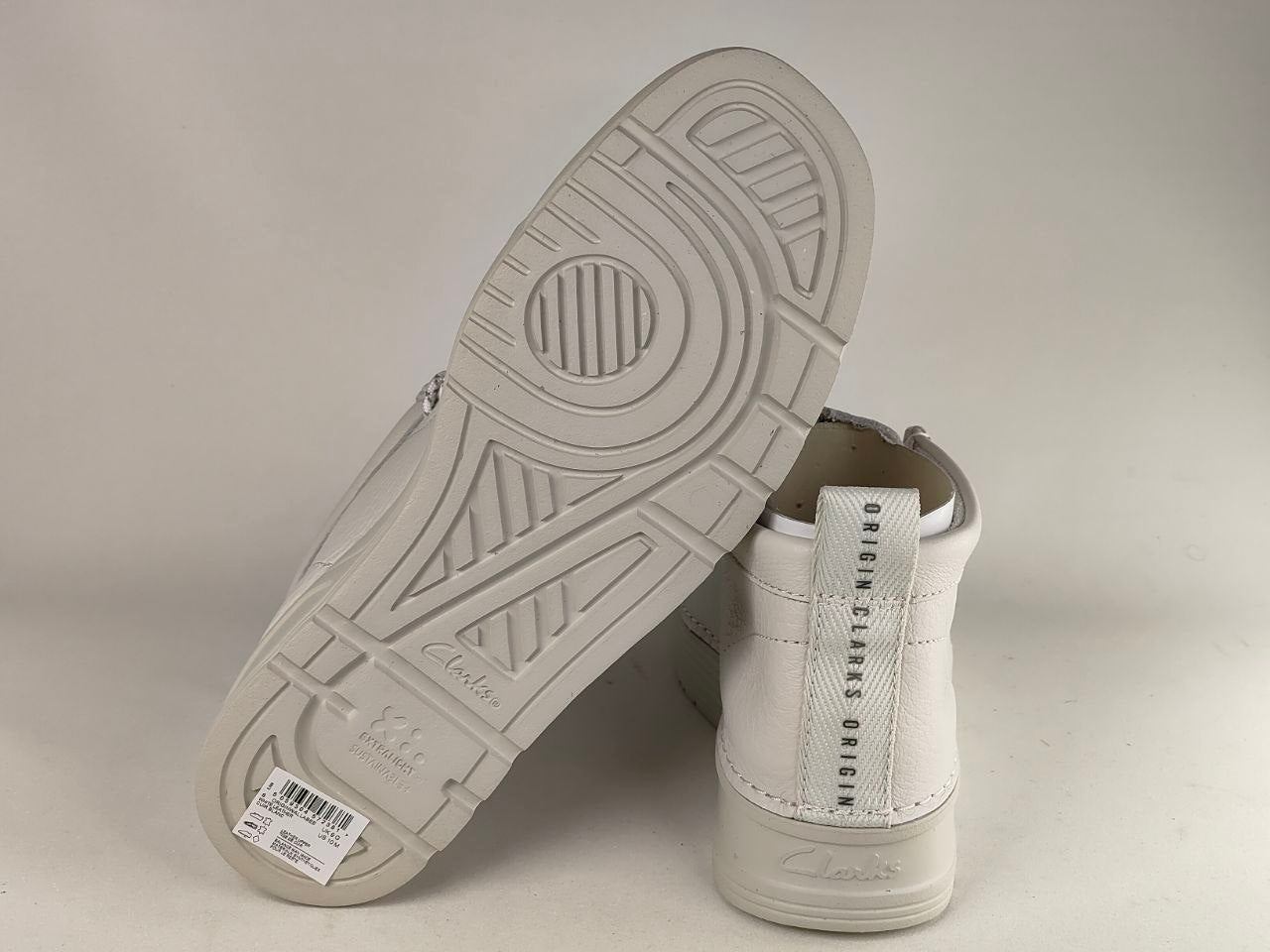 Clarks Origin Wallabee – White Leather