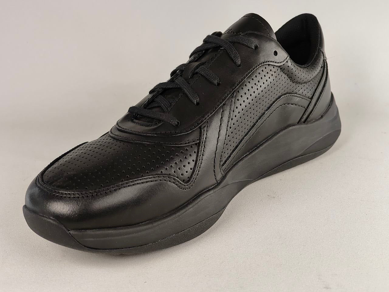 Clarks Sift Speed – Black Leather