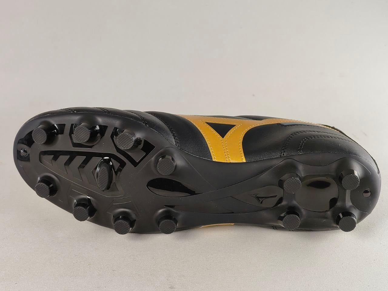 Mizuno Morelia II Club FG Black Gold Football Boots