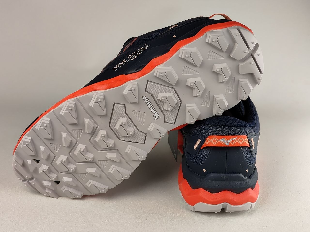 Mizuno Wave Daichi 7 Trail Running Shoes Navy Orange Women