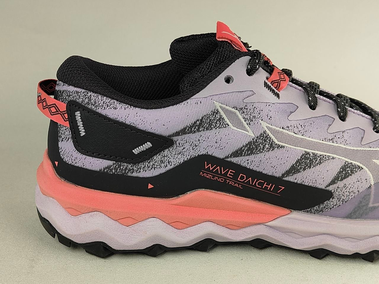 Mizuno-Wave-Daichi-7-Women’s-Trail-Running-Shoes-Ice-Grey-White-Coral-Pink-