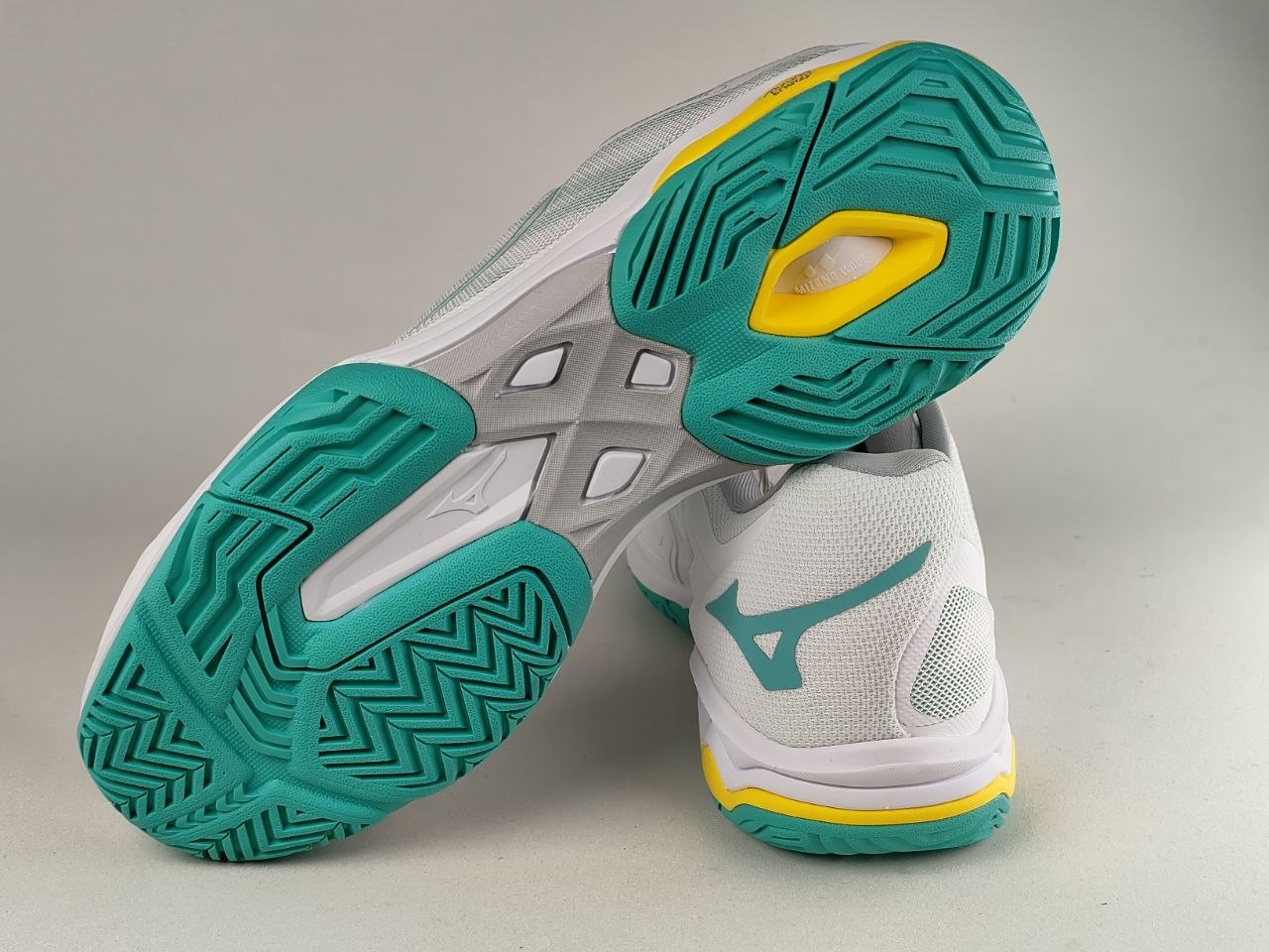 Mizuno-Wave-Exceed-Light-AC-Women-Tennis-Shoes-White-Turquoise-Hi-Vis-Yellow-