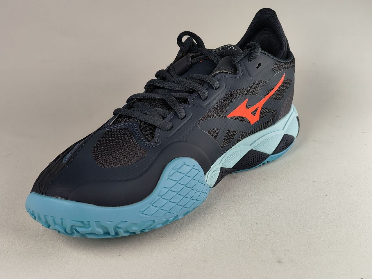 Mizuno Wave Exceed Tour 5 CC Tennis Shoes – Black / Coral Red / Ice Blue