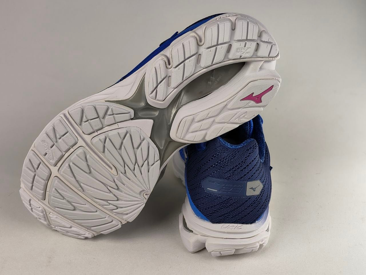 Mizuno-Wave-Rider-23-Women’s-Running-Shoes-Royal-Blue-Navy-White-