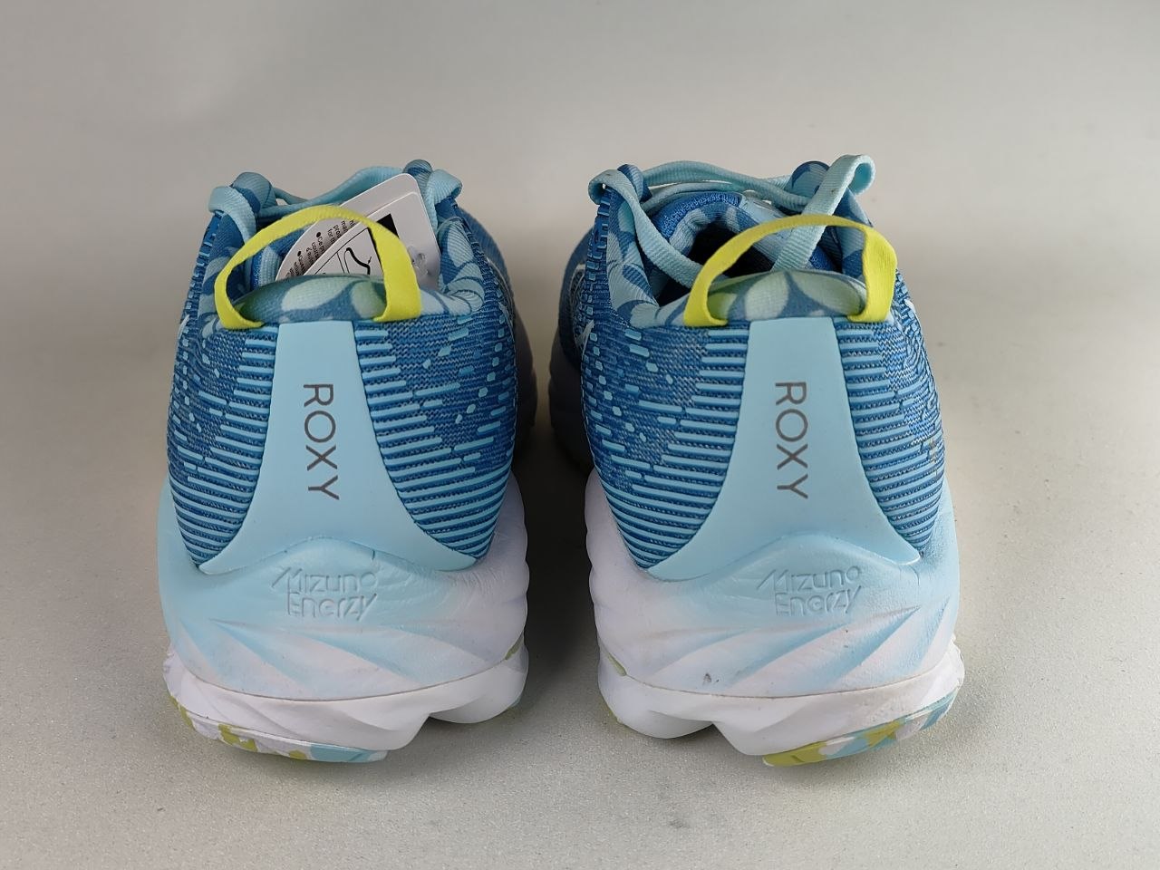 Mizuno-Wave-Rider-26-Women's-Running-Shoes-Blue-Mint-Green-White-