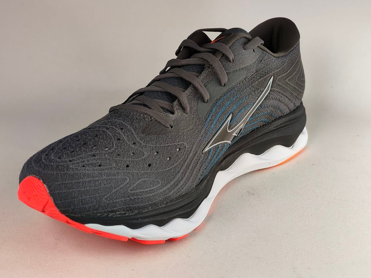 Mizuno-Wave-Sky-6-Men's-Running-Shoes-Black-White-Orange-
