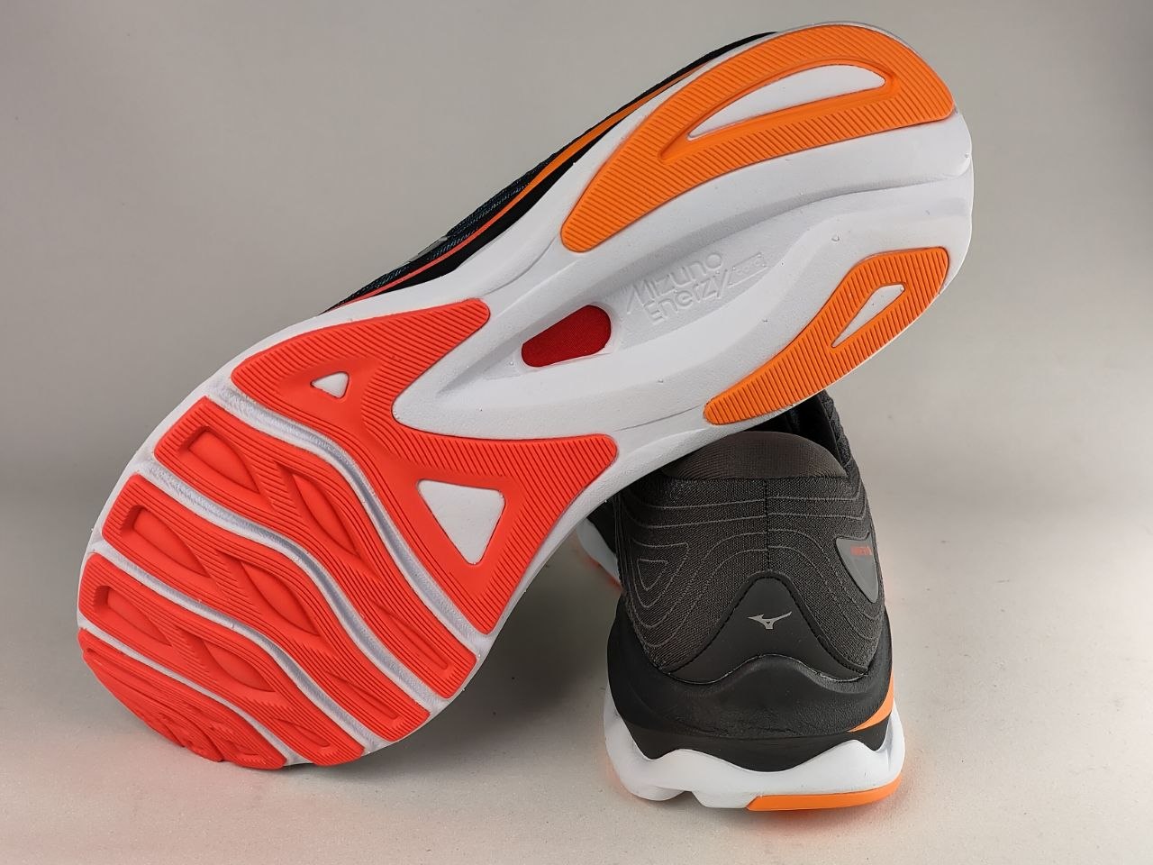 Mizuno-Wave-Sky-6-Men's-Running-Shoes-Black-White-Orange-