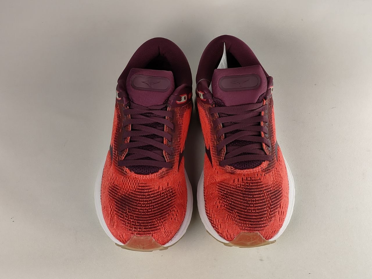 Mizuno-Wave-Skyrise-Women's-Running-Shoes-Red-Plum-White-