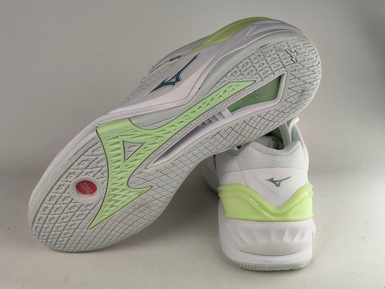 Mizuno-Wave-Stealth-Neo-Women's-Handball-Shoes-White-Ice-Grey-Neon-Lime-