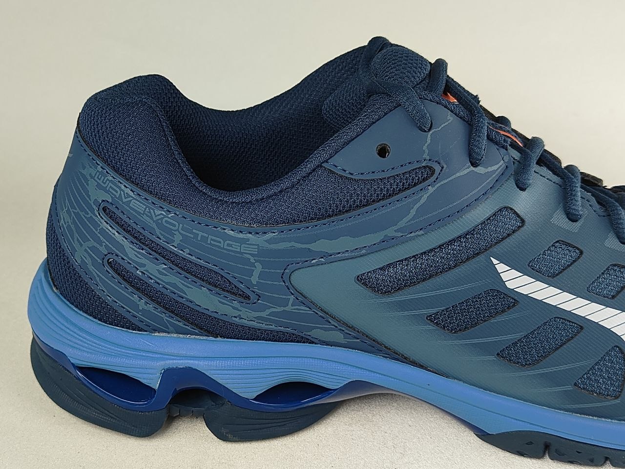 Mizuno-Wave-Voltage-Indoor-Court-Shoes-Blue-Grey-Navy-White-