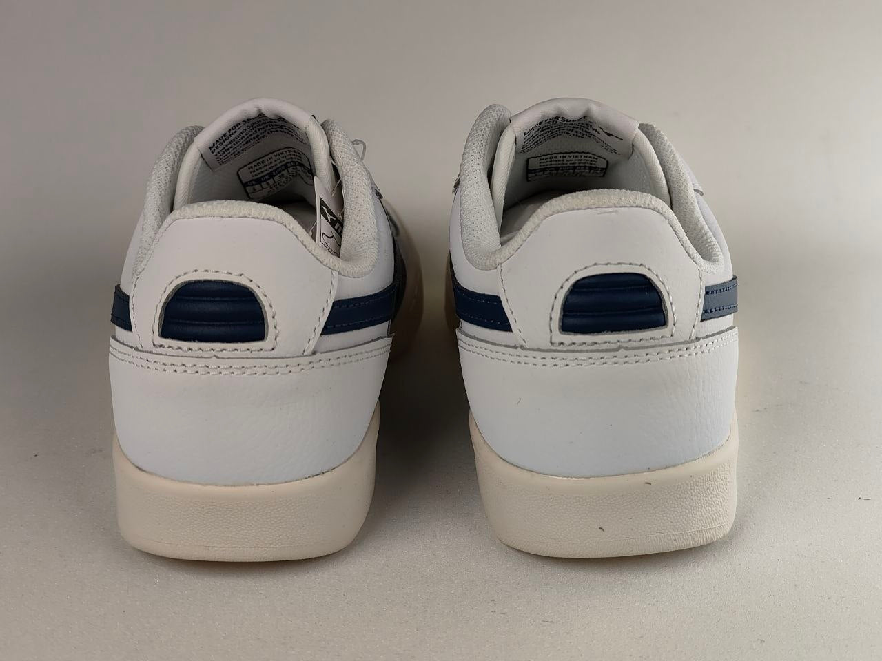 Mizuno City Wind Leather Lifestyle Sneakers – White Navy