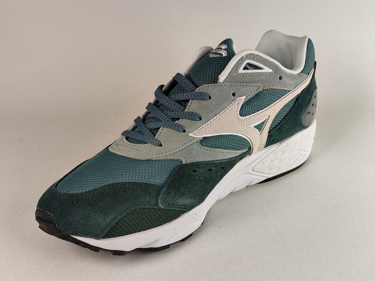 Mizuno Contender Lifestyle Sneakers – Deep Green Sage Green Off White