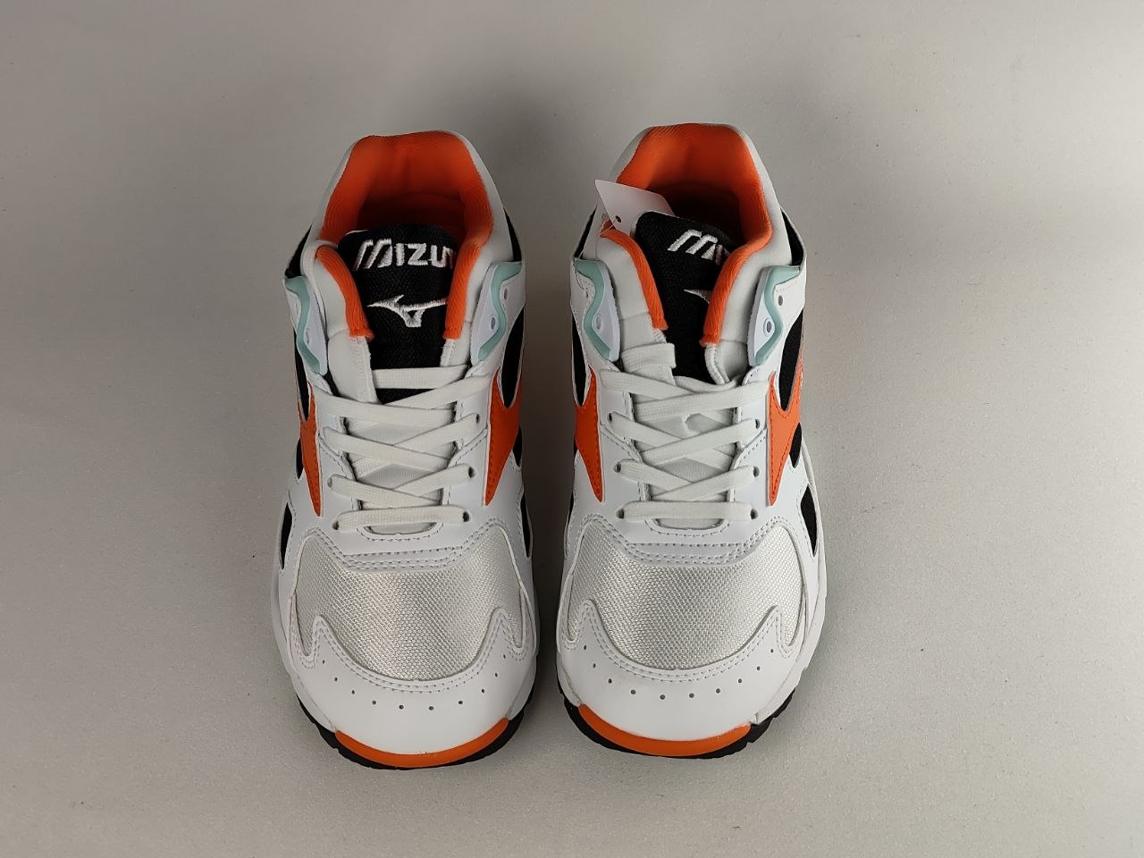 Mizuno Sky Medal Lifestyle Sneakers – White Orange Black Mint