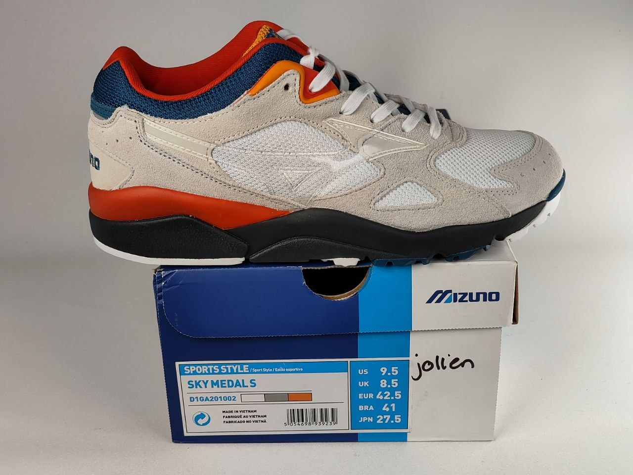 Mizuno Sky Medal S Lifestyle Sneakers – White Black Orange Mint