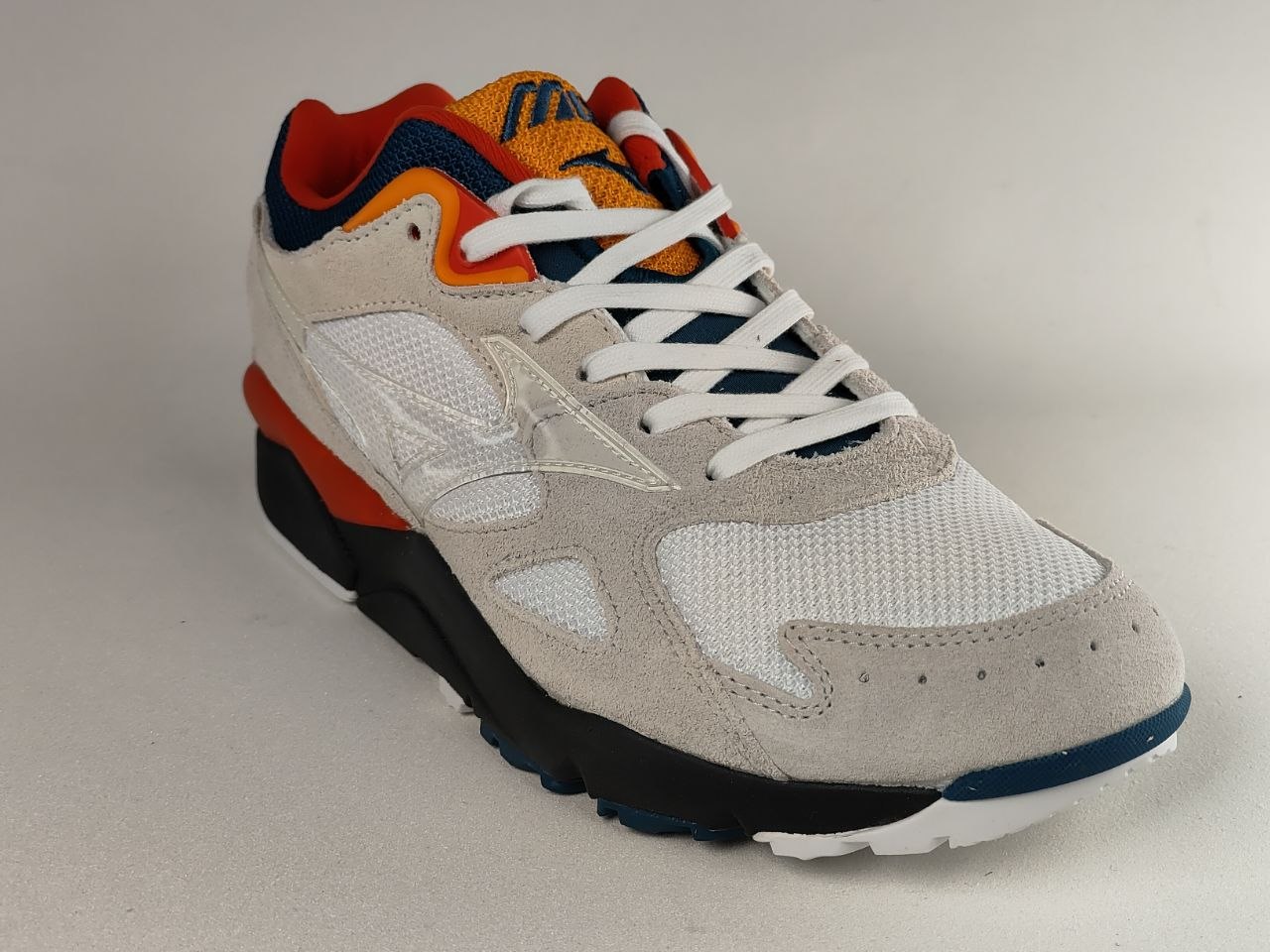 Mizuno Sky Medal S Lifestyle Sneakers – White / Black / Orange / Mint