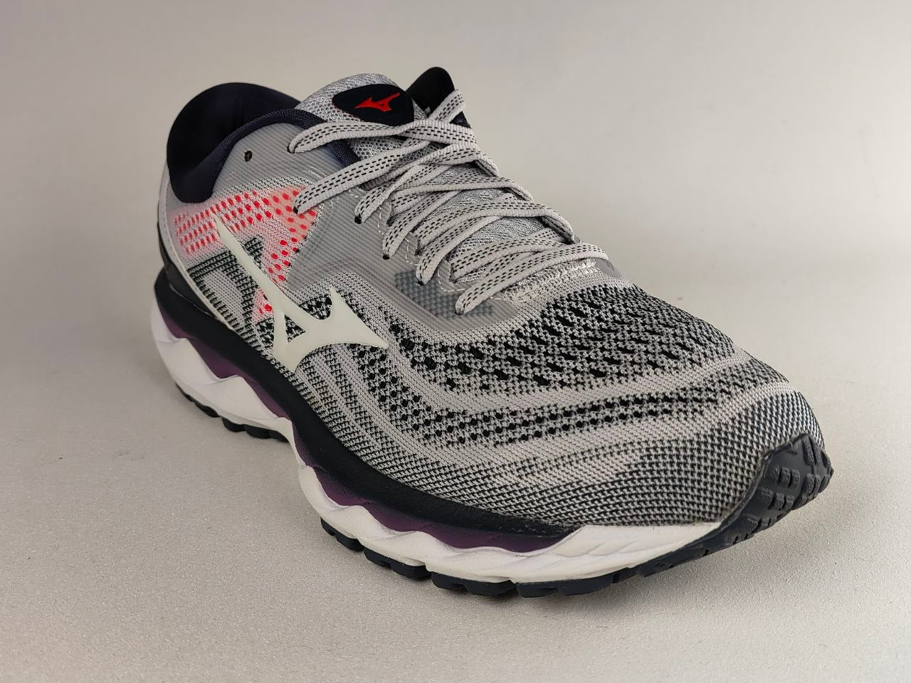 Mizuno Wave Sky 4 Women's Running Shoes – White Grey Pink Purple