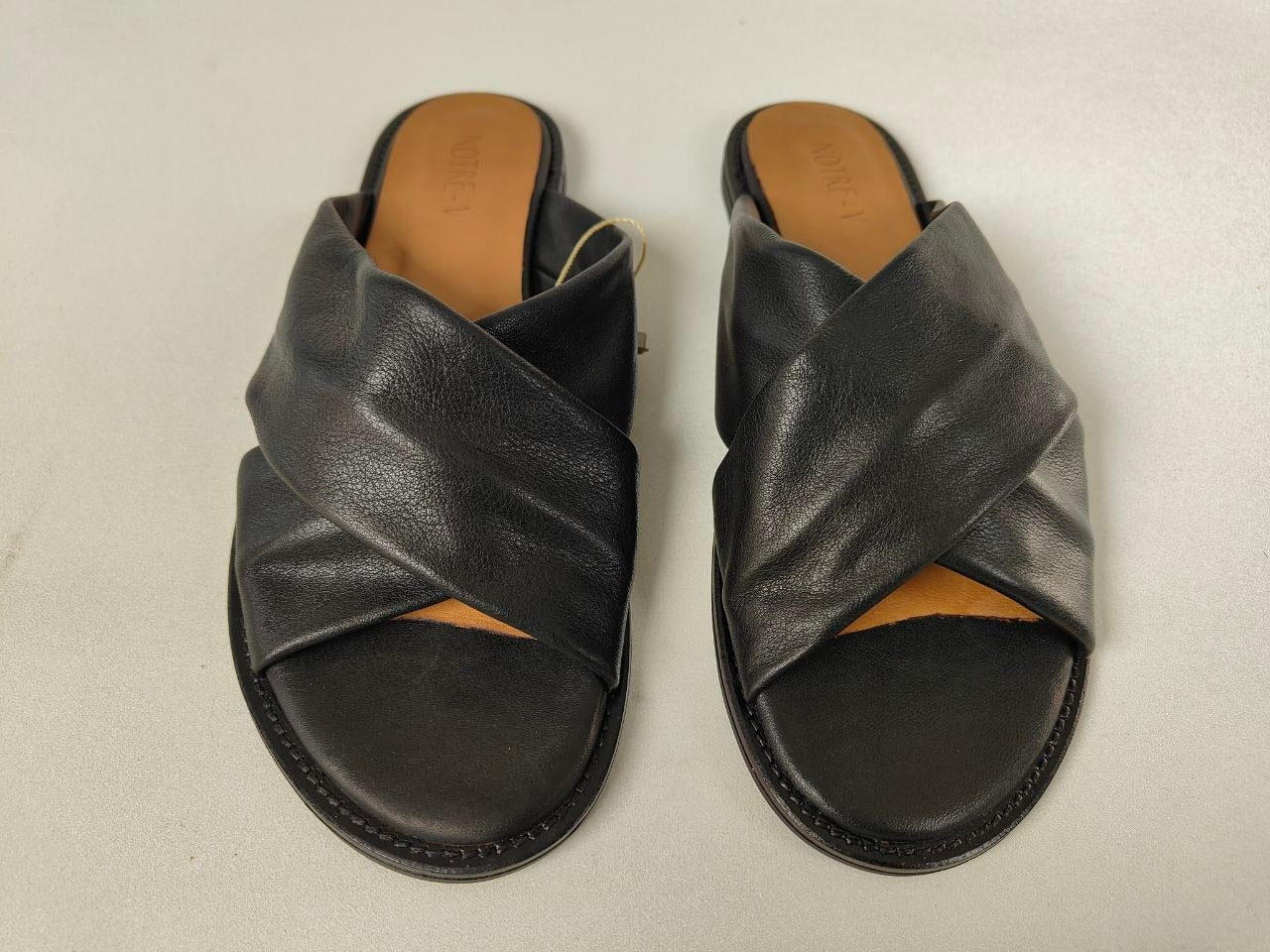 Notre-V Women's Black Leather Slide Sandals