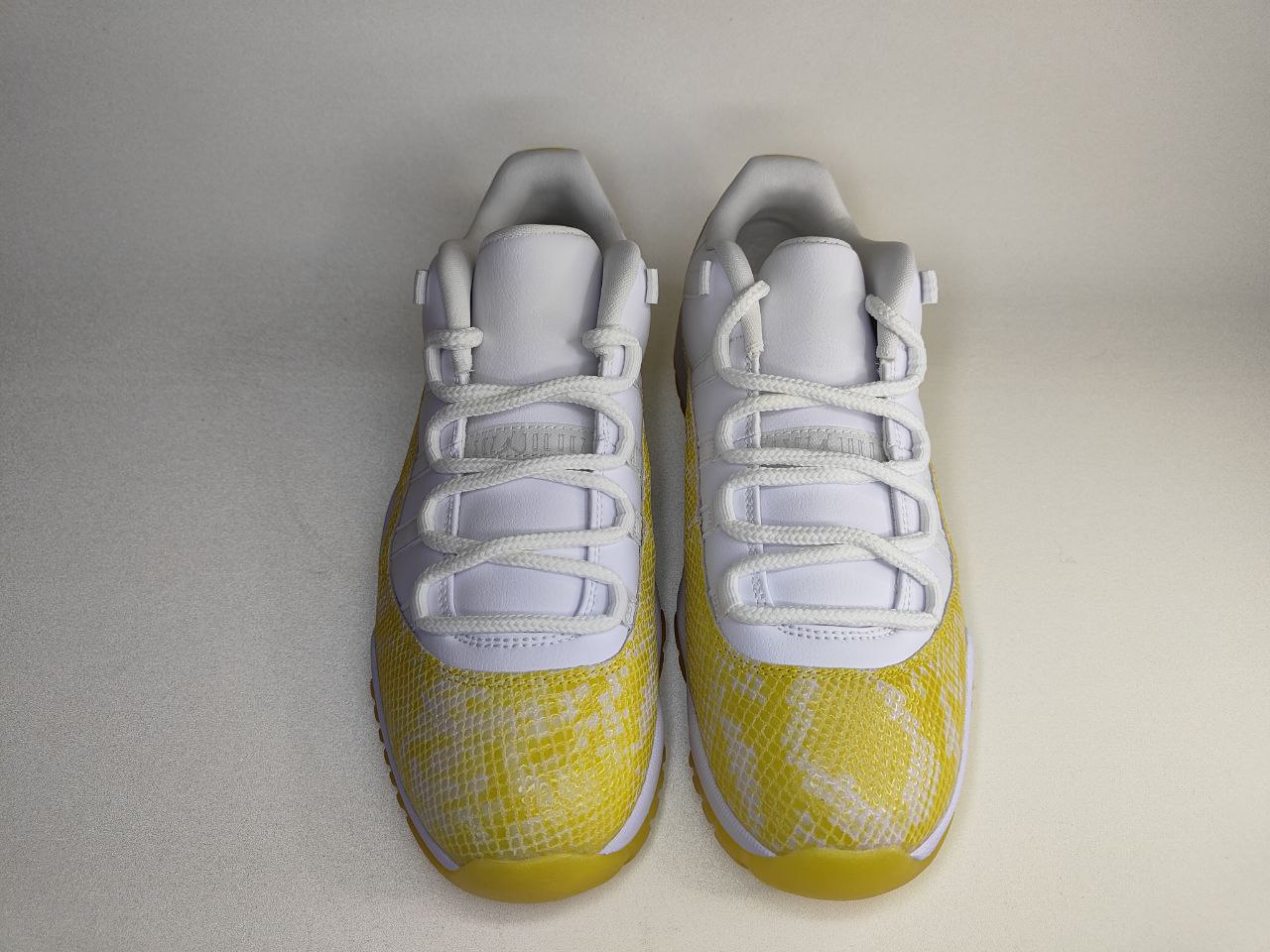 NIKE AIR JORDAN 11 RETORO LOW