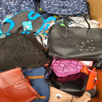 پکیج میکس کیف سی اند ای C and A